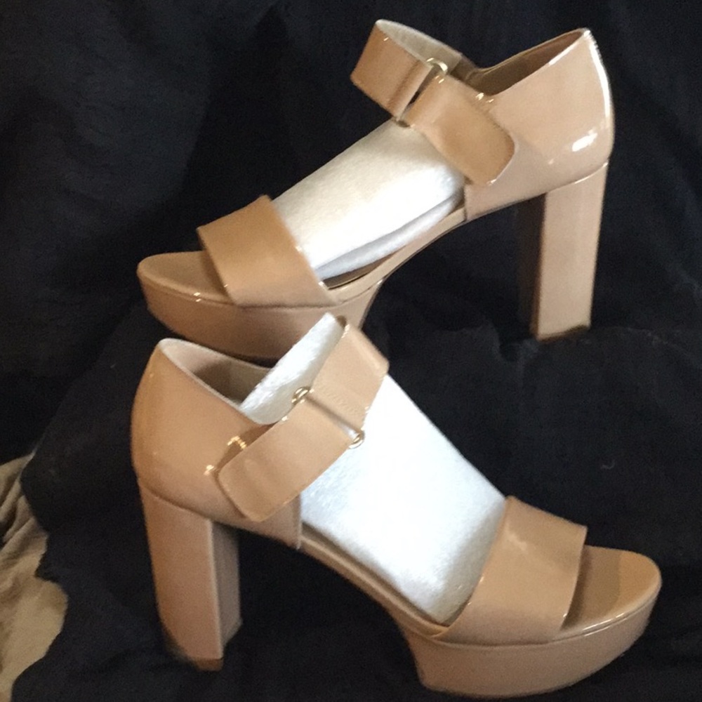 Sandal